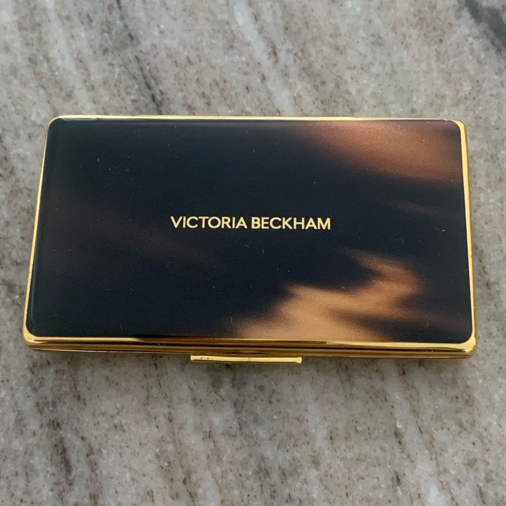 Victoria Beckham Smokey Eye Brick in Signature
